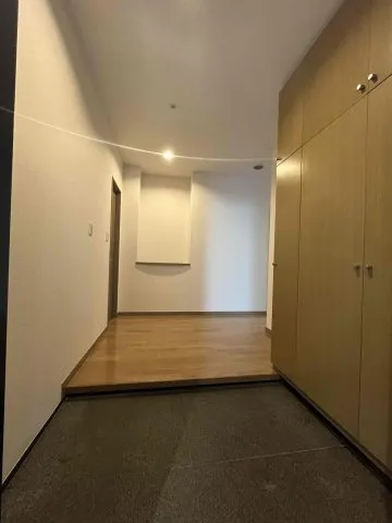 Terrace Nissin - Interior - ["Fixture", "Wood", "Floor"]