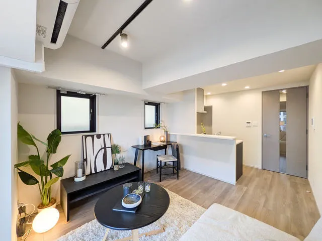 Gracia Fit Sangenjaya - Interior - ["Interior design", "Ceiling", "Flooring"]