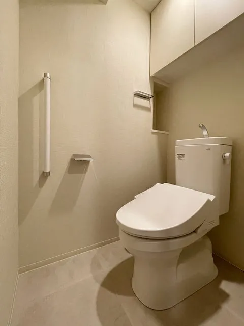 Geoent Asakusa Kaminarimon - Interior - ["Toilet seat", "Toilet", "Bathroom"]