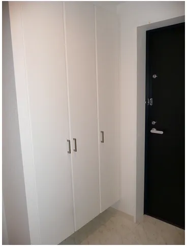 Comforia Azabudai - Interior - ["Building", "Door", "Fixture"]