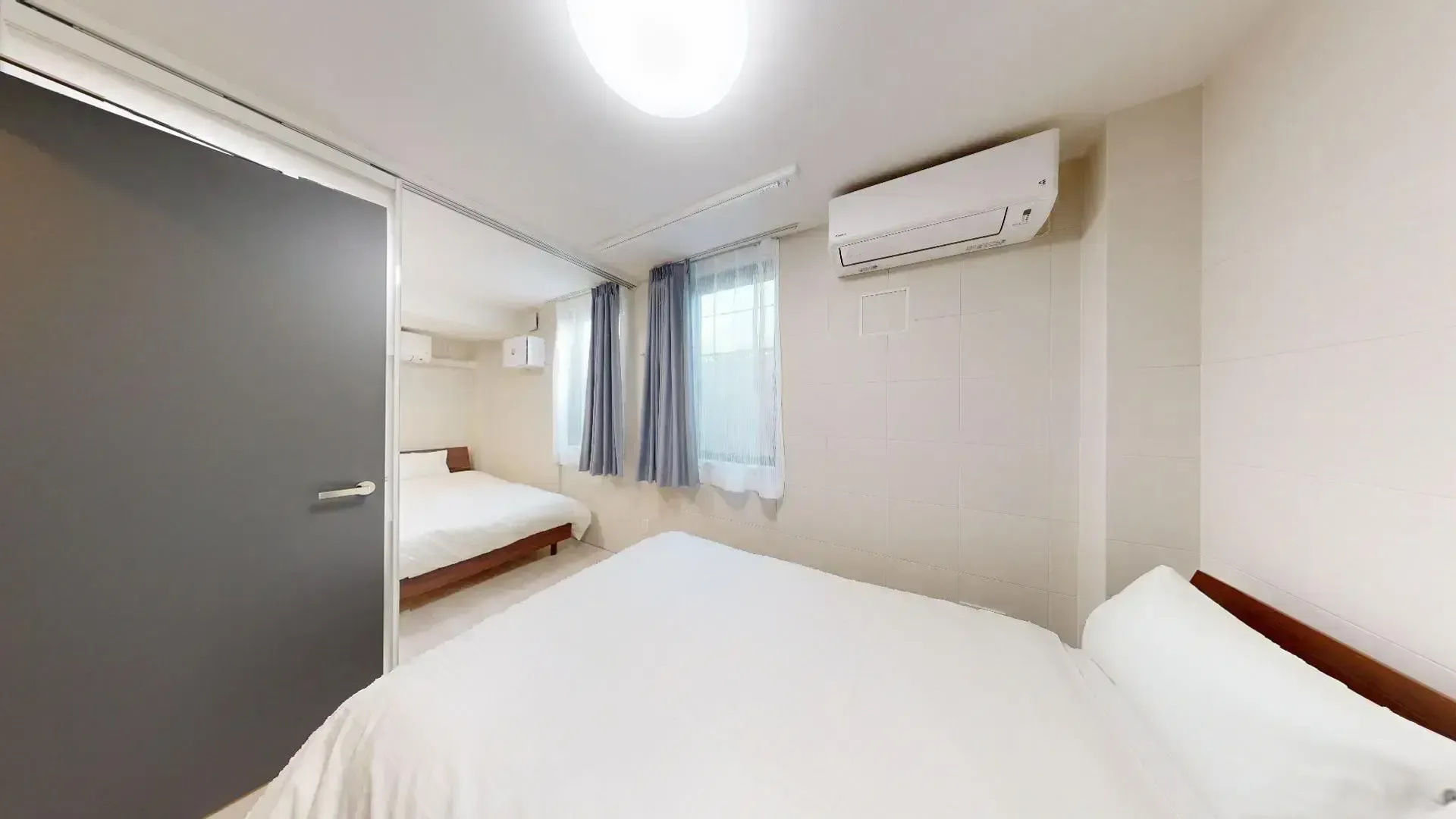 Hmlet Shinjuku Wakamatsucho - Interior - ["Floor", "Flooring", "Interior design"]