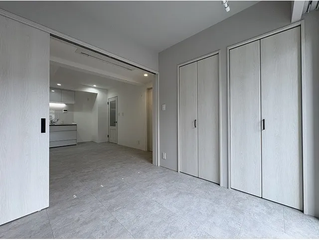 Comfortia Liv Bunkyo Sendagi - Interior - ["Flooring", "Floor", "Door"]