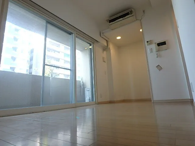 Primal Sangenjaya - Interior - ["Flooring", "Floor", "Ceiling"]