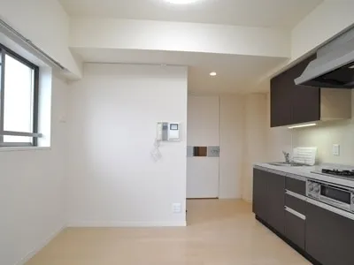 Premier Stage Komagome - Interior - ["Cabinetry", "Property", "Countertop"]