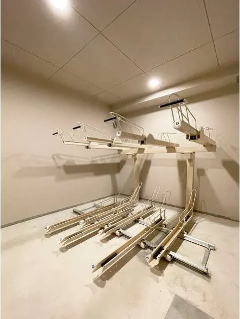 Well Square Ism Komagome - Other - ["Ceiling", "Design", "Clothes hanger"]