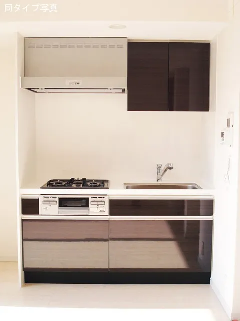 Comforia Ryogoku South - Interior - ["Cabinetry", "Furniture", "Property"]
