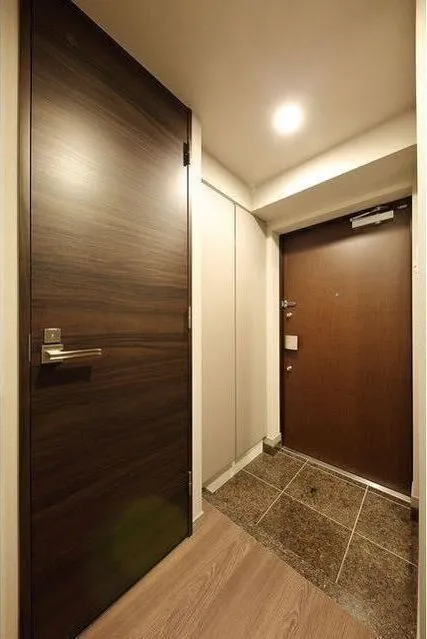 Delux Tabata - Interior - ["Property", "Fixture", "Wood"]