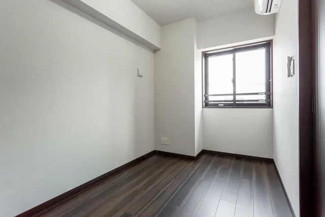 SOLASIA Residence Kyobashi - Interior - ["Window", "Building", "Fixture"]