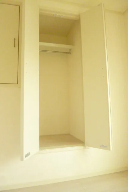 Pine Forest - Interior - ["Wall", "Wood", "Flooring"]