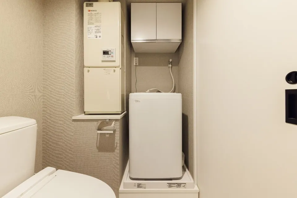 Hmlet Nishi-Shinjuku - Interior - ["Interior design", "Plumbing fixture", "Flooring"]