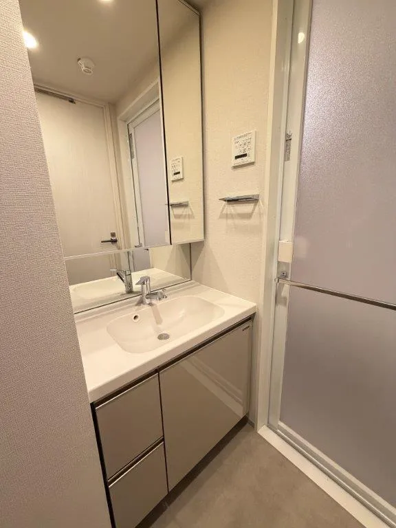 Le Fone Progre Takadanobaba North - Interior - ["Floor", "Flooring", "Apartment"]