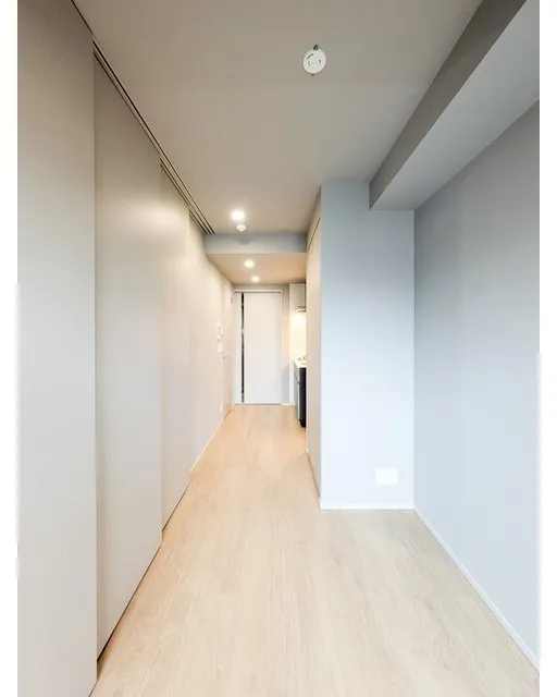Baus Flats Kuramae - Interior - ["Flooring", "Floor", "Wood"]