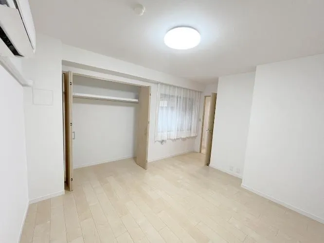 Cosmo Shin-Yurigaoka Room 204