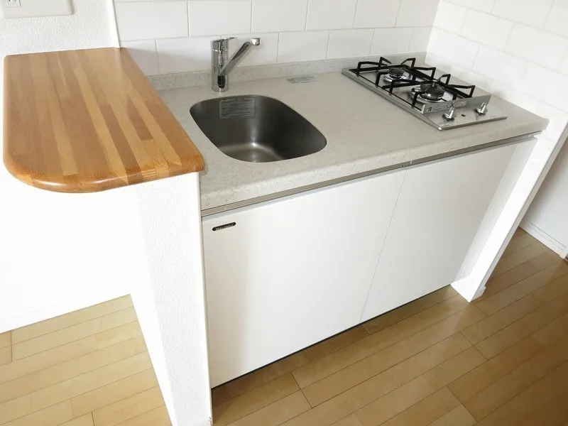 Esty Maison Oshima - Interior - ["Flooring", "Kitchen", "Wood"]