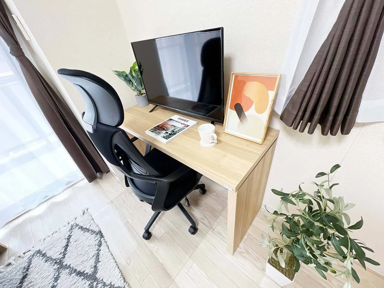 Mynavi Stay Kachidoki - Interior - ["Furniture", "Desk", "Wood"]