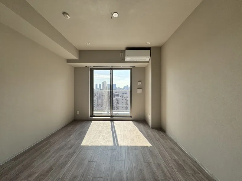 Rumique Monzen-Nakacho - Interior - ["Floor", "Flooring", "Apartment"]