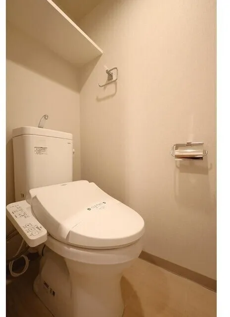 La Class Nakano Minamidai - Interior - ["Toilet seat", "Toilet", "Plumbing fixture"]