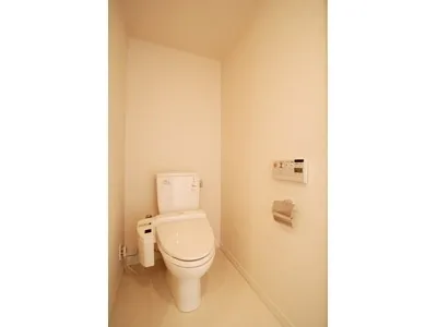 KDX Residence Shirokane II - Interior - ["Toilet seat", "Property", "Toilet"]