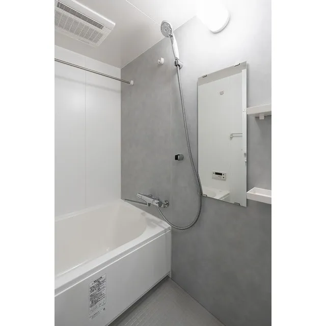 RJR Precia Chidori - Interior - ["Bathtub", "Plumbing fixture", "Building"]