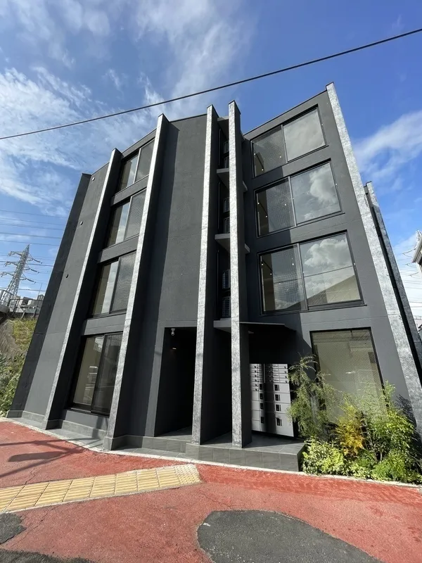 Trias116 - Exterior - ["Composite material", "Apartment", "Commercial building"]