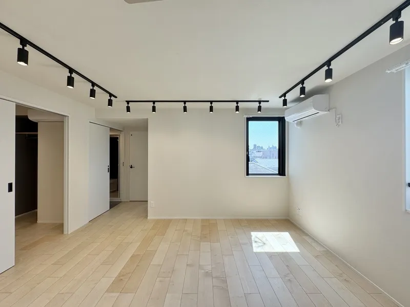 PREAS SHIBUYAHONMACHI - Interior - ["Wall", "Ceiling", "Flooring"]