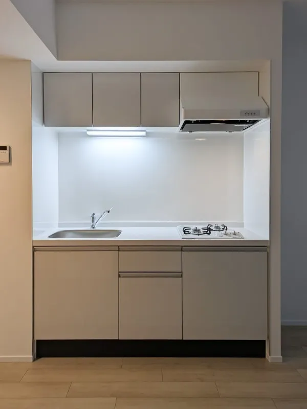 HJ Crown I - Interior - ["Kitchen", "Kitchen Appliance", "Major appliance"]