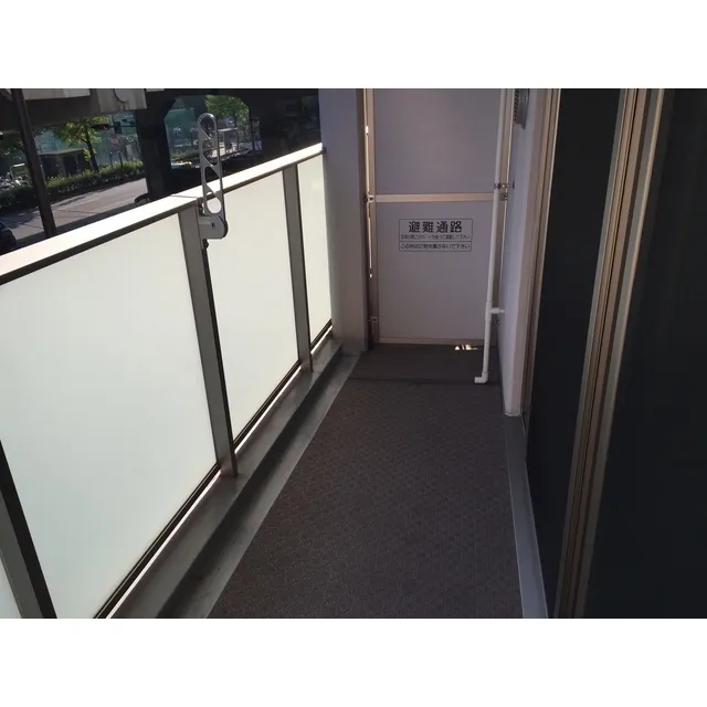 Alex Ford Hatsudai - Interior - ["Property", "Floor", "Iron"]