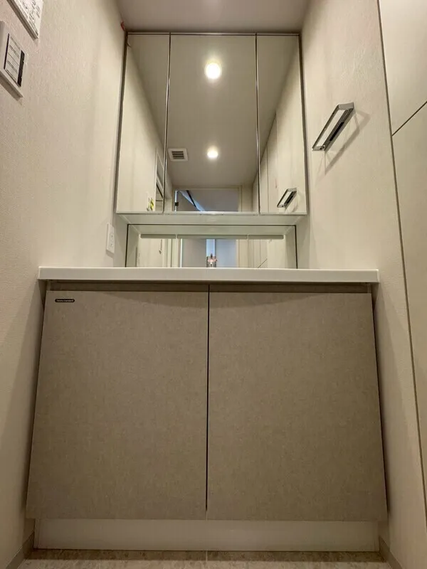 Lumiec Kinshicho - Interior - ["Flooring", "Floor", "Interior design"]