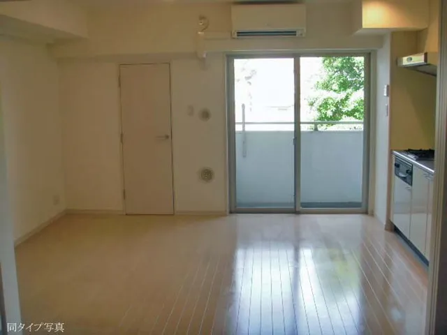 Comforia Meguro Chojamaru - Interior - ["Fixture", "Door", "Wood"]