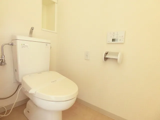 MFPR Court Daikanyama - Interior - ["Toilet seat", "Bathroom", "Plumbing fixture"]