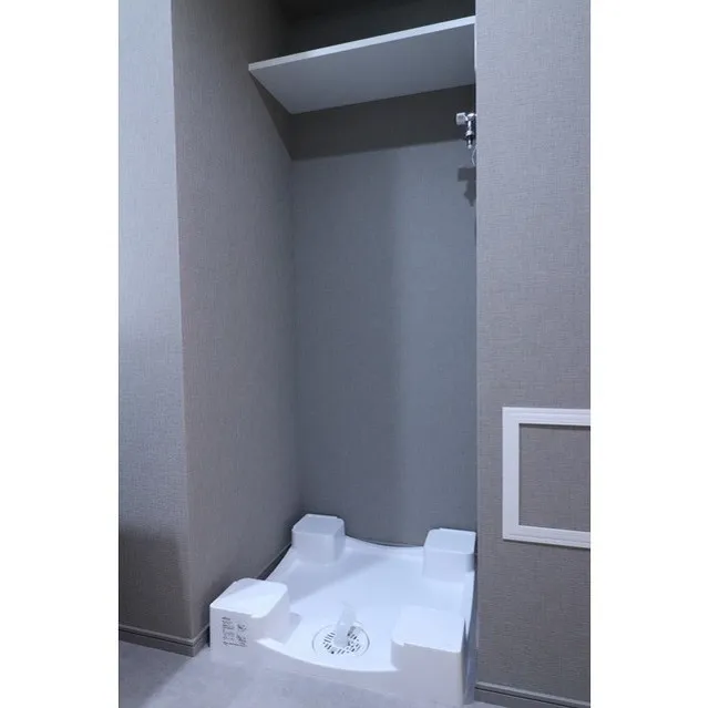 Comforia Monzennakacho South - Interior - ["Property", "Furniture", "Product"]