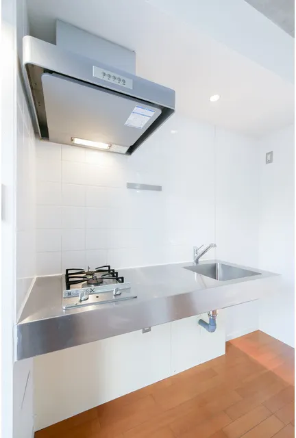 Prime Urban Meguro Gakugei Daigaku - Interior - ["Kitchen", "Kitchen hood", "Interior design"]