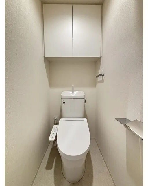 Asyl Court Nerima Nakamurabashi - Interior - ["Toilet seat", "Plumbing fixture", "Toilet"]