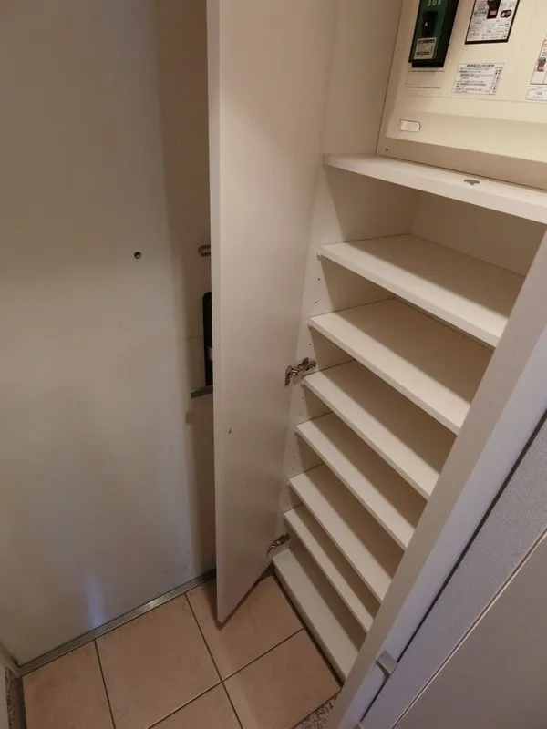 KDX Residence Yukiya Otsuka - Interior - ["Wood", "Flooring", "Floor"]