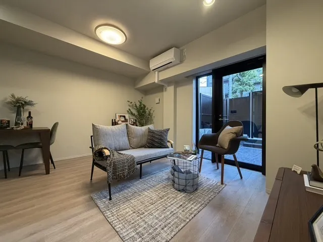 Duo Flatz Itabashi Oyama - Design - ["Apartment", "Condominium", "Houseplant"]