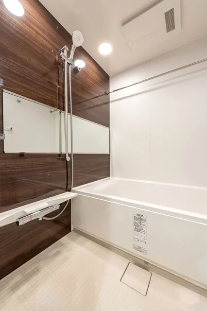 La Casa Hiroo - Interior - ["Building", "Wood", "Lighting"]