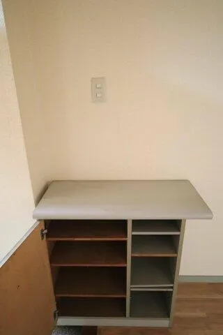 City Residence - Interior - ["Wood", "Flooring", "Furniture"]
