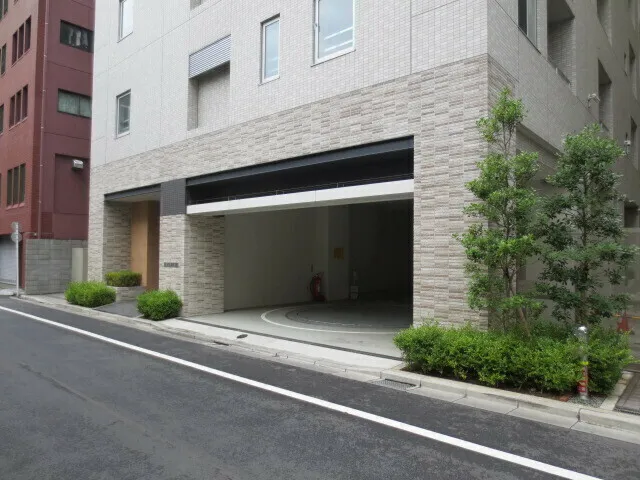 Comforia Ikebukuro DEUX - Exterior - ["Plant", "Window", "Building"]