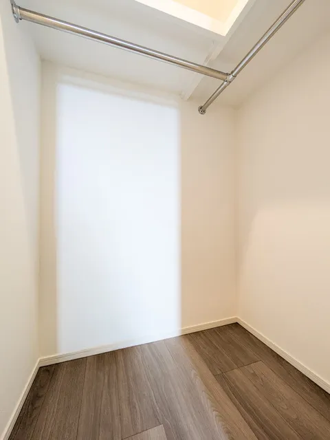 RJR Precia Kamata - Interior - ["Flooring", "Floor", "Wood"]