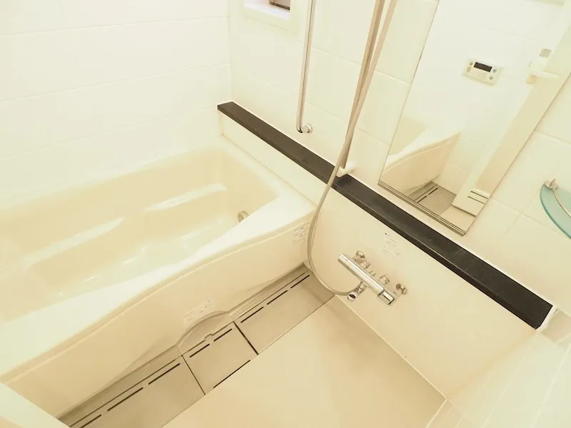 Residia Bunkyo Hongo - Interior - ["Plumbing fixture", "Bathtub", "Fixture"]