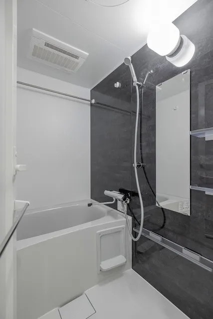 Terrace Kitasenju - Interior - ["Plumbing fixture", "Bathroom", "Flooring"]