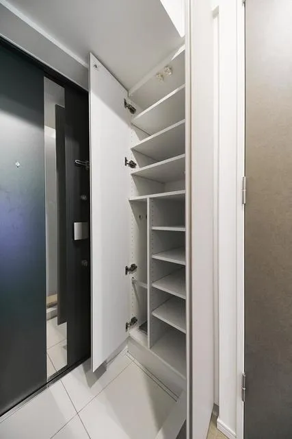 Urbanex Kinshi Park II - Interior - ["Wood", "Flooring", "Interior design"]