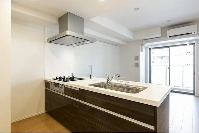 Hiroo Villa Square - Interior - ["Room", "Property", "Furniture"]