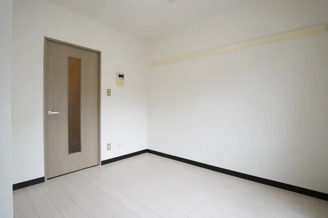 Soar Eifukucho - Interior - ["Flooring", "Wood", "Floor"]