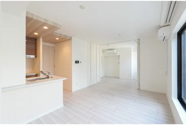 Comforia Liv Bunkyo Gokokuji - Interior - ["Flooring", "Floor", "Ceiling"]