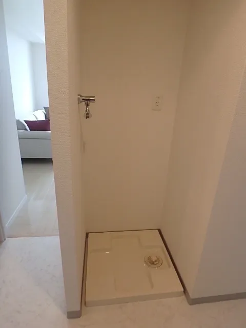 Arden Komazawa Park Front - Interior - ["Wall", "Wood", "Flooring"]