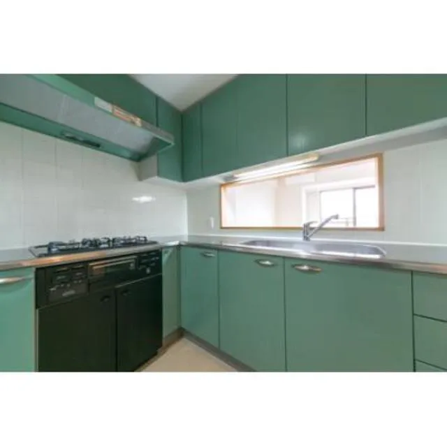 Park Heim Nakanosakaue - Interior - ["Cabinetry", "Countertop", "Building"]