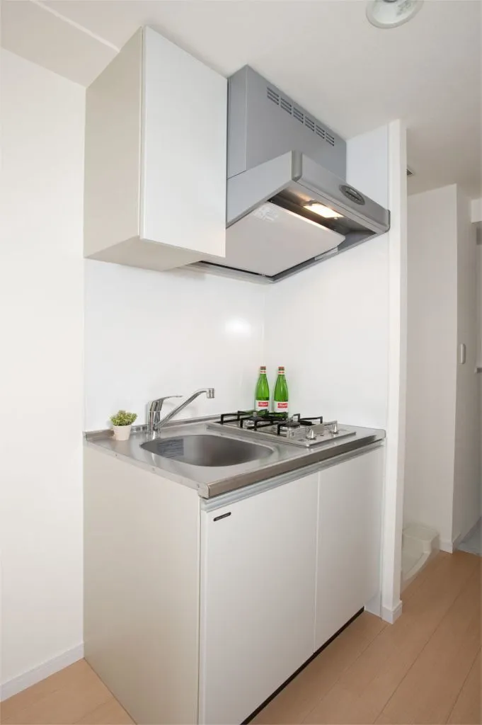 Residia Yotsuya Sanchome - Interior - ["Building", "Cabinetry", "Property"]