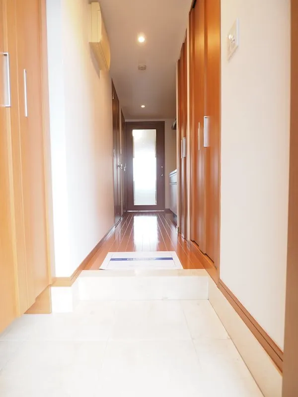 Residia Bunkyo Hongo - Interior - ["Fixture", "Wood", "Hall"]