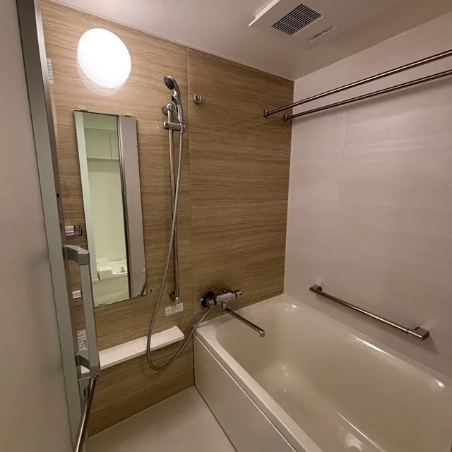 Park Axis Bunkyo Hongo - Interior - ["Bathroom", "Plumbing fixture", "Flooring"]